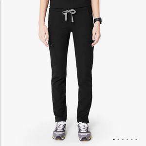 Figs Yola Skinny Pants - Black